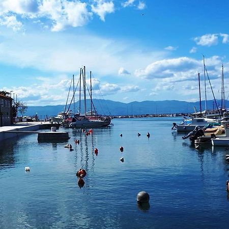 Apartments Ljuba I Mare Malinska Εξωτερικό φωτογραφία
