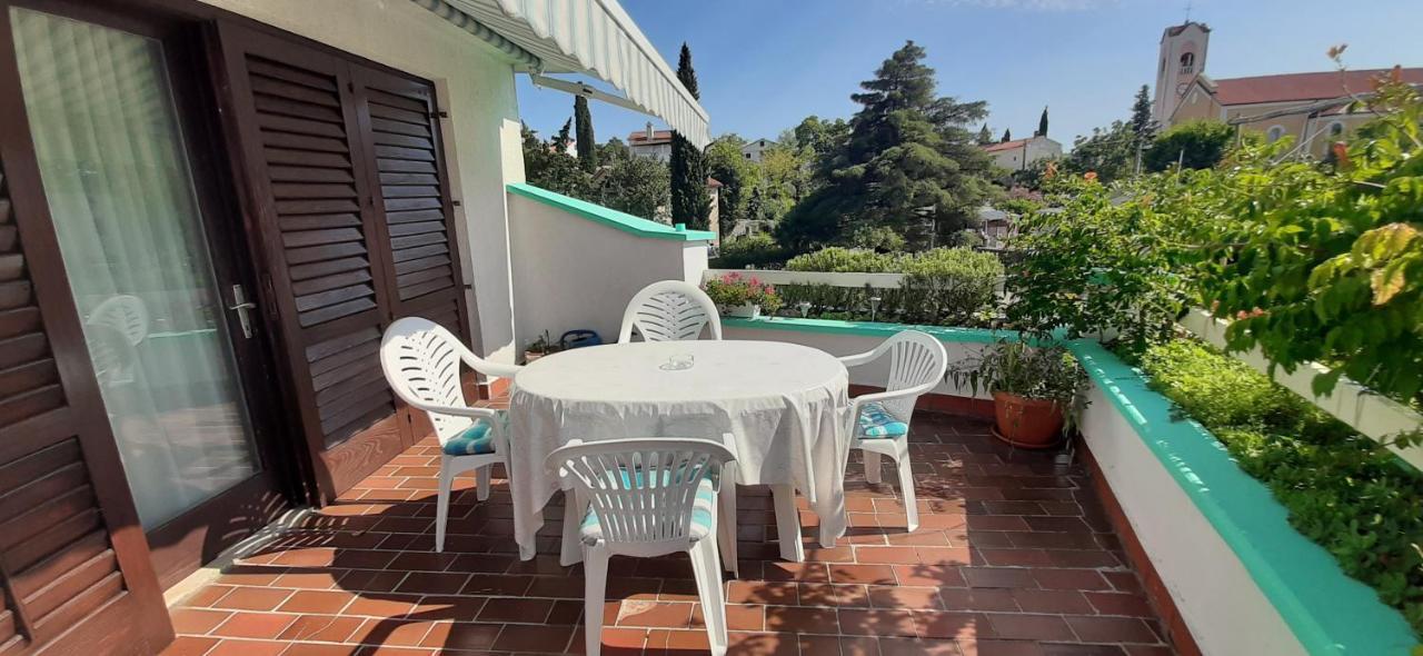 Apartments Ljuba I Mare Malinska Εξωτερικό φωτογραφία