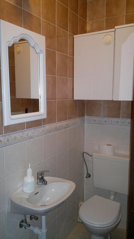 Apartments Ljuba I Mare Malinska Δωμάτιο φωτογραφία