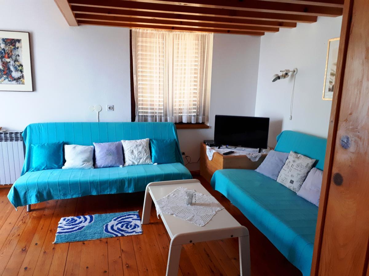 Apartments Ljuba I Mare Malinska Εξωτερικό φωτογραφία